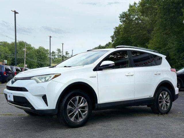 2018 Toyota RAV4 Hybrid LE AWD photo