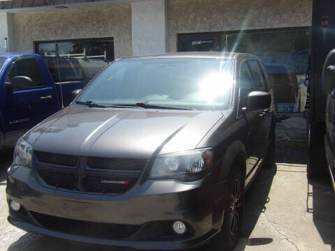 2018 Dodge Grand Caravan SXT FWD photo