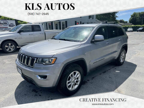2018 Jeep Grand Cherokee Laredo E 4WD photo