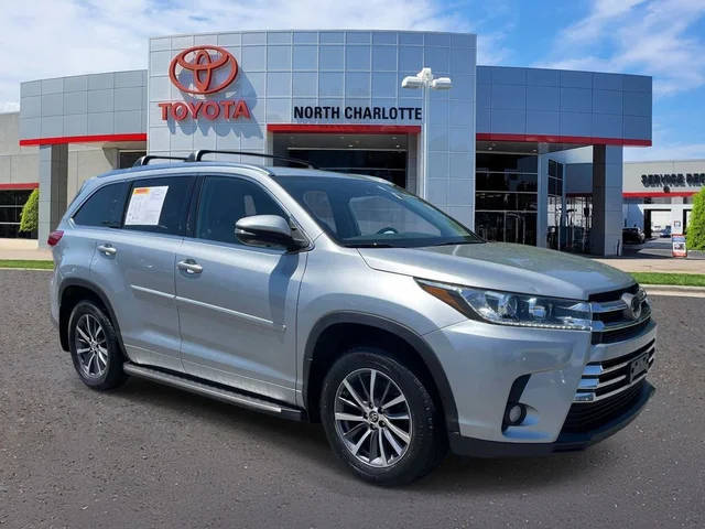 2018 Toyota Highlander Limited AWD photo