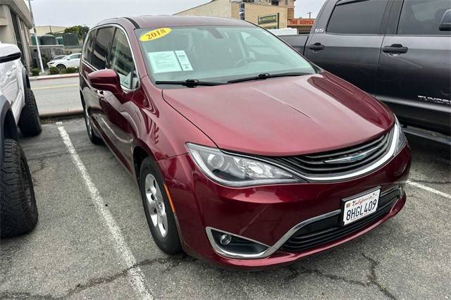 2018 Chrysler Pacifica Minivan Hybrid Touring Plus FWD photo