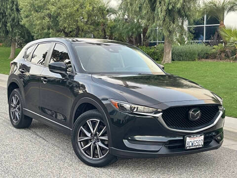 2018 Mazda CX-5 Touring FWD photo
