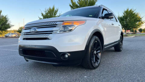 2015 Ford Explorer XLT 4WD photo