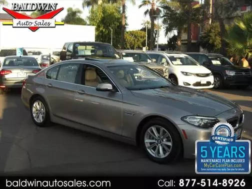 2015 BMW 5 Series 528i RWD photo