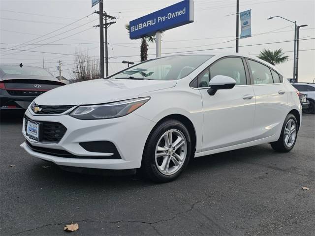 2017 Chevrolet Cruze LT FWD photo