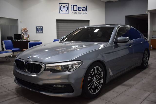 2018 BMW 5 Series 530i xDrive AWD photo