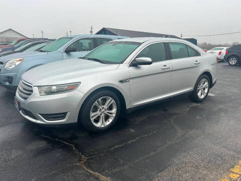 2015 Ford Taurus SEL FWD photo