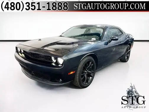 2018 Dodge Challenger SXT Plus RWD photo