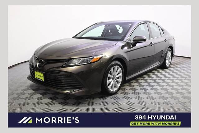 2018 Toyota Camry LE FWD photo
