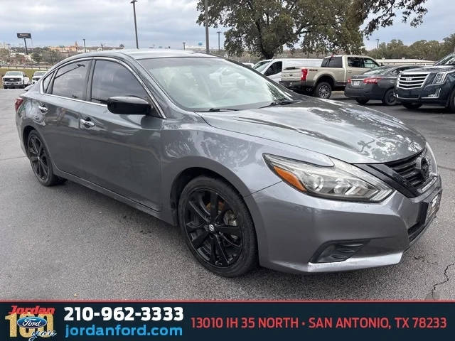 2018 Nissan Altima 2.5 SR FWD photo