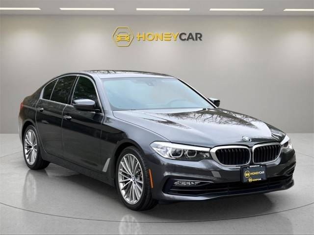 2018 BMW 5 Series 530i xDrive AWD photo