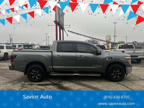 2017 Nissan Titan SV 4WD photo