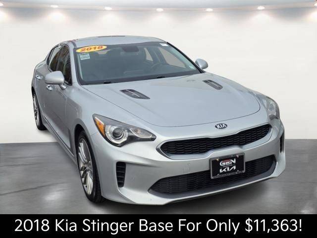 2018 Kia Stinger Base AWD photo