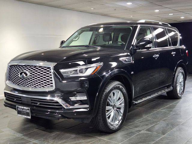 2018 Infiniti QX80 4WD photo