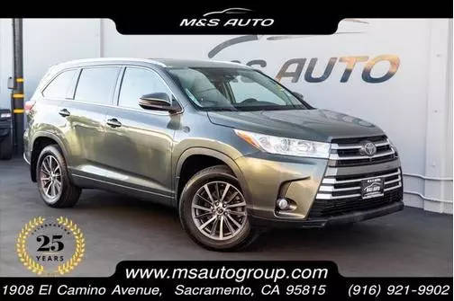 2018 Toyota Highlander XLE AWD photo