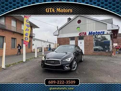 2018 Infiniti Q50 2.0t LUXE AWD photo