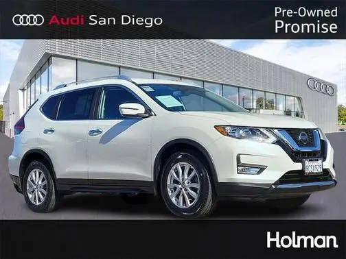 2018 Nissan Rogue SV FWD photo