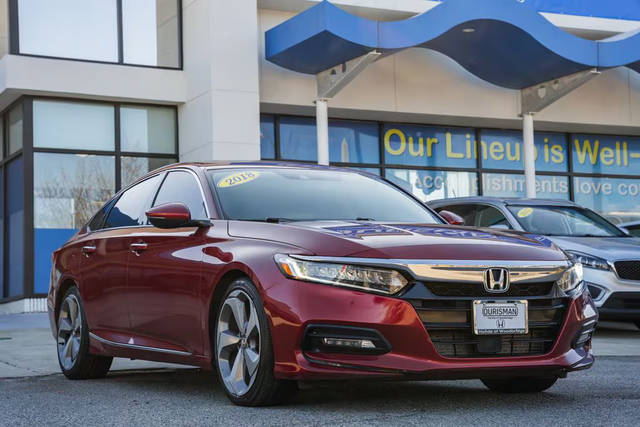 2018 Honda Accord Touring 1.5T FWD photo