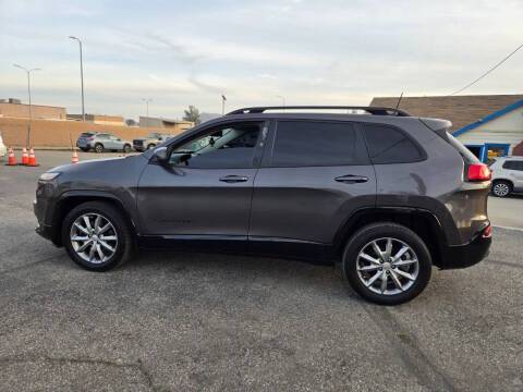 2018 Jeep Cherokee Latitude Tech Connect FWD photo