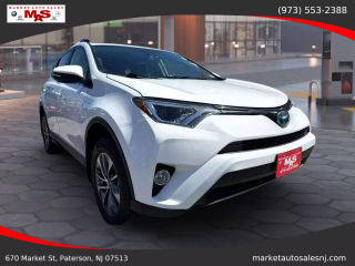 2018 Toyota RAV4 Hybrid XLE AWD photo
