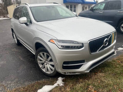 2018 Volvo XC90 Momentum AWD photo