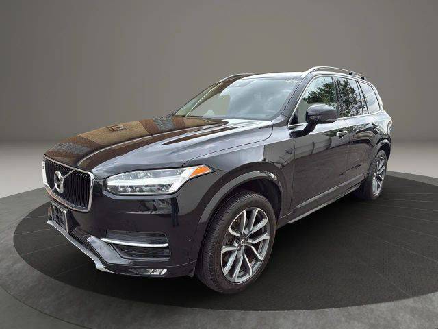 2018 Volvo XC90 Momentum AWD photo