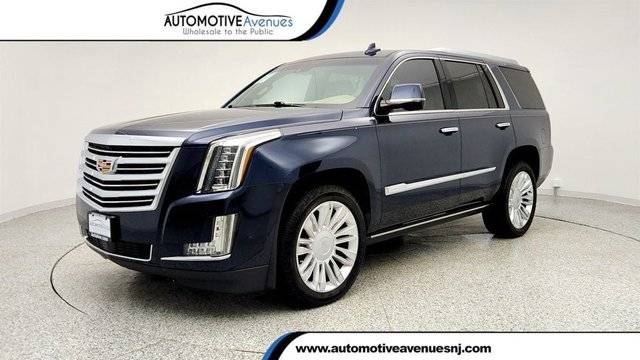 2018 Cadillac Escalade Platinum 4WD photo