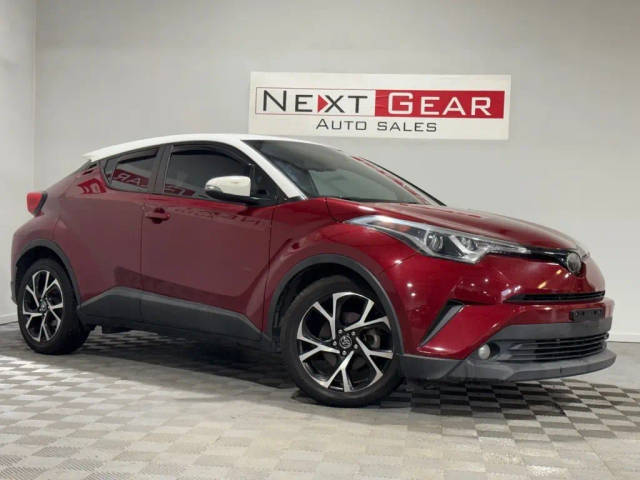 2018 Toyota C-HR XLE Premium FWD photo
