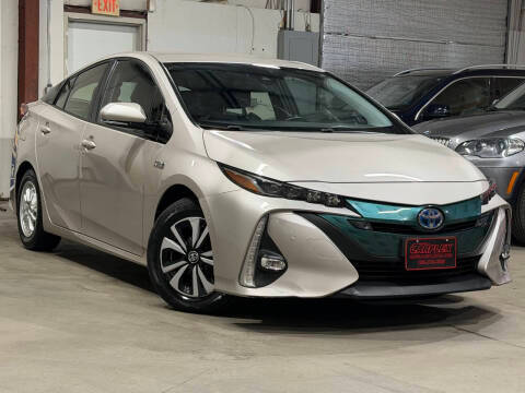 2017 Toyota Prius Prime Advanced FWD photo