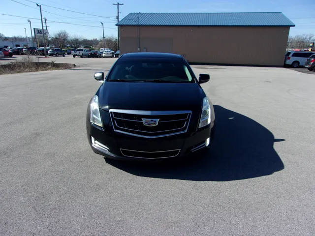 2017 Cadillac XTS Luxury FWD photo