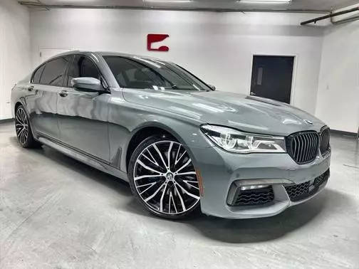 2018 BMW 7 Series 750i RWD photo