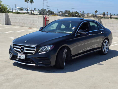 2018 Mercedes-Benz E-Class E 300 RWD photo