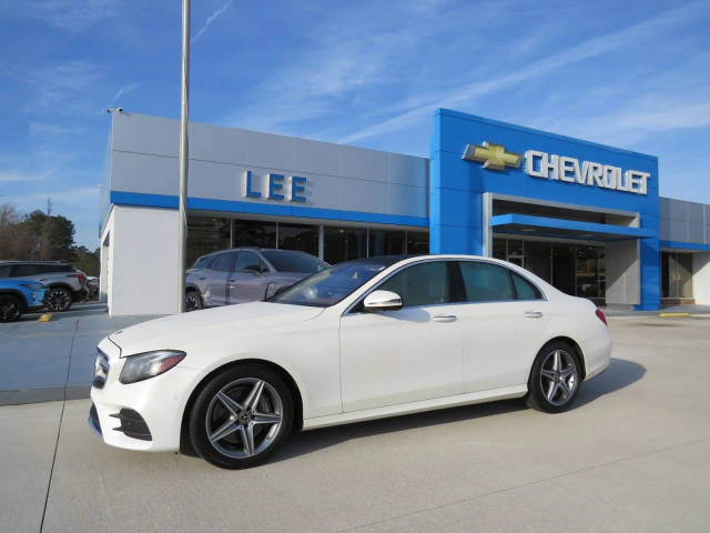 2018 Mercedes-Benz E-Class E 300 RWD photo