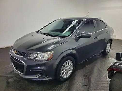 2018 Chevrolet Sonic LT FWD photo