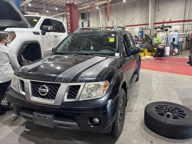 2018 Nissan Frontier PRO-4X 4WD photo