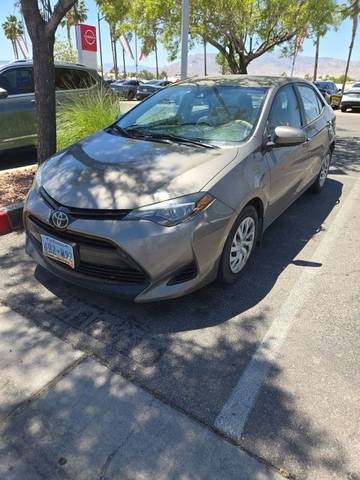 2018 Toyota Corolla LE FWD photo