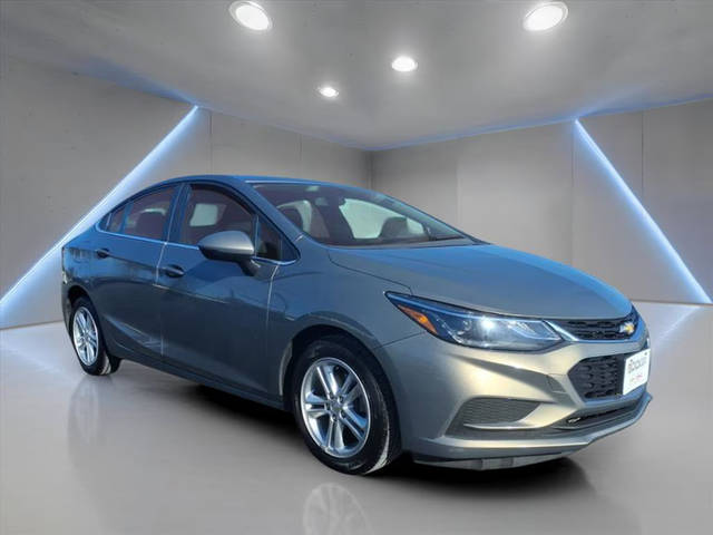 2018 Chevrolet Cruze LT FWD photo