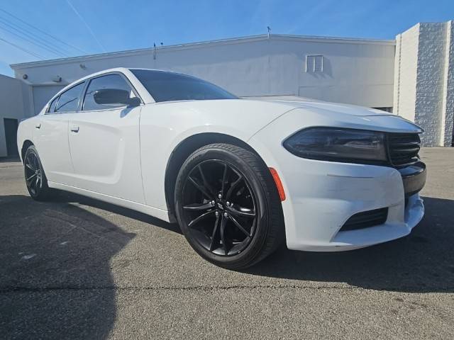 2018 Dodge Charger SXT RWD photo