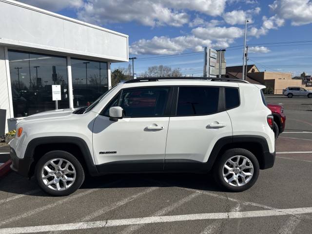 2017 Jeep Renegade Latitude 4WD photo