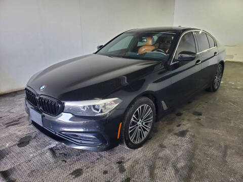 2018 BMW 5 Series 530i xDrive AWD photo