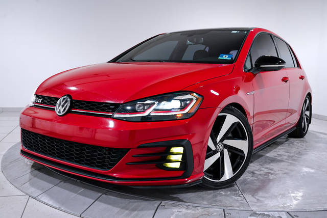 2018 Volkswagen Golf GTI SE FWD photo