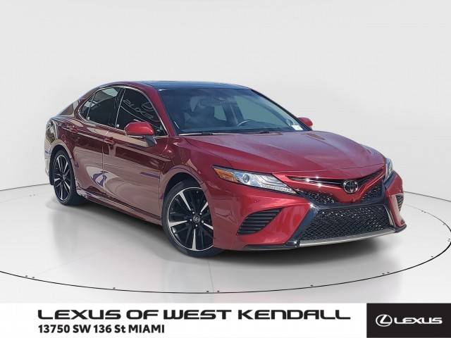 2018 Toyota Camry XSE V6 FWD photo