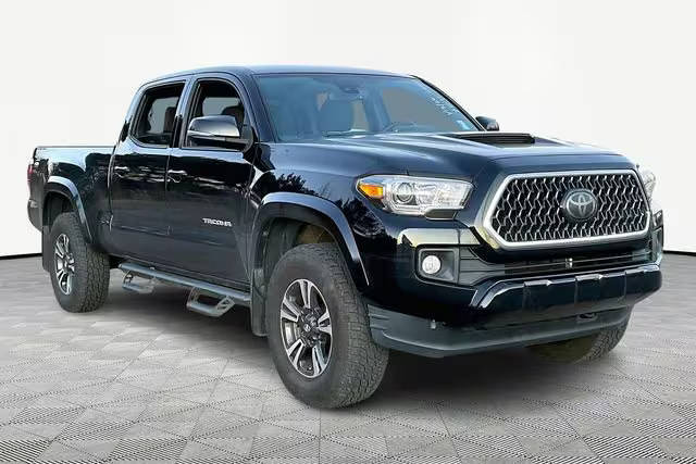 2018 Toyota Tacoma TRD Sport 4WD photo