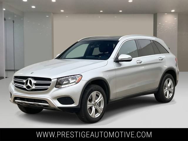 2018 Mercedes-Benz GLC-Class GLC 300 AWD photo