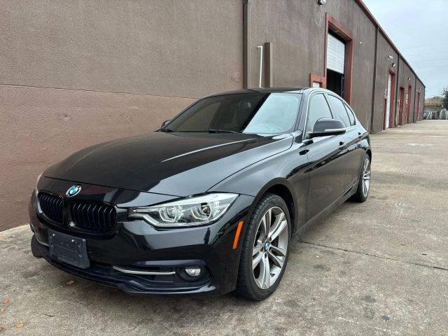 2018 BMW 3 Series 330i RWD photo