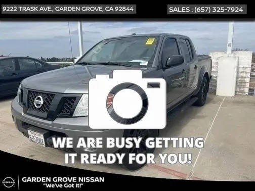 2018 Nissan Frontier SV V6 RWD photo