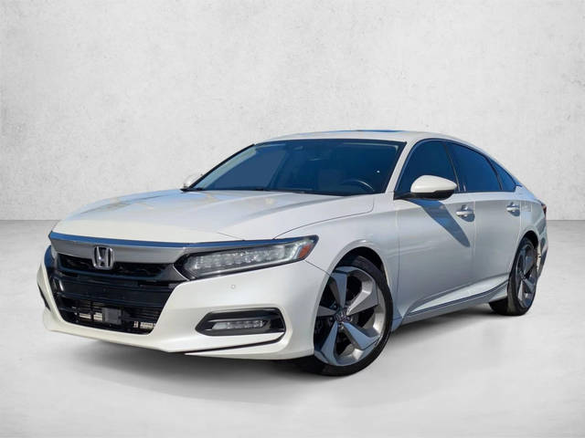 2018 Honda Accord Touring 2.0T FWD photo