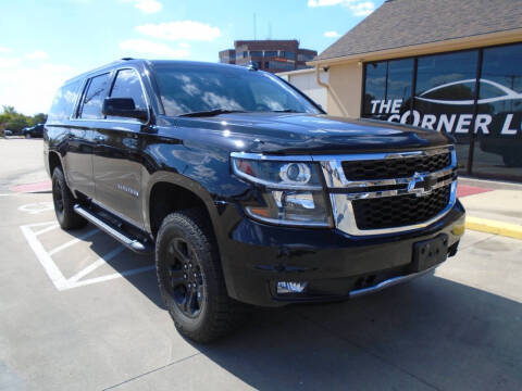 2018 Chevrolet Suburban LT 4WD photo