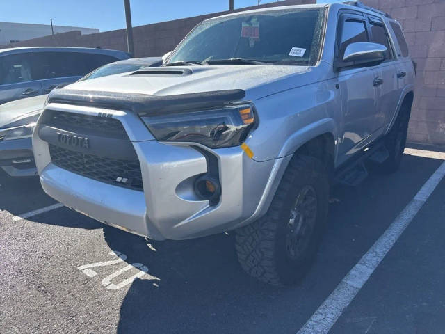 2018 Toyota 4Runner SR5 4WD photo