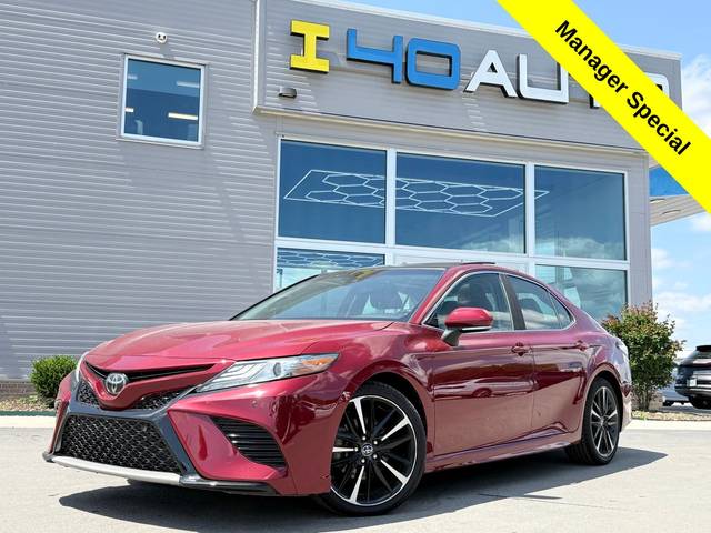 2018 Toyota Camry XSE FWD photo